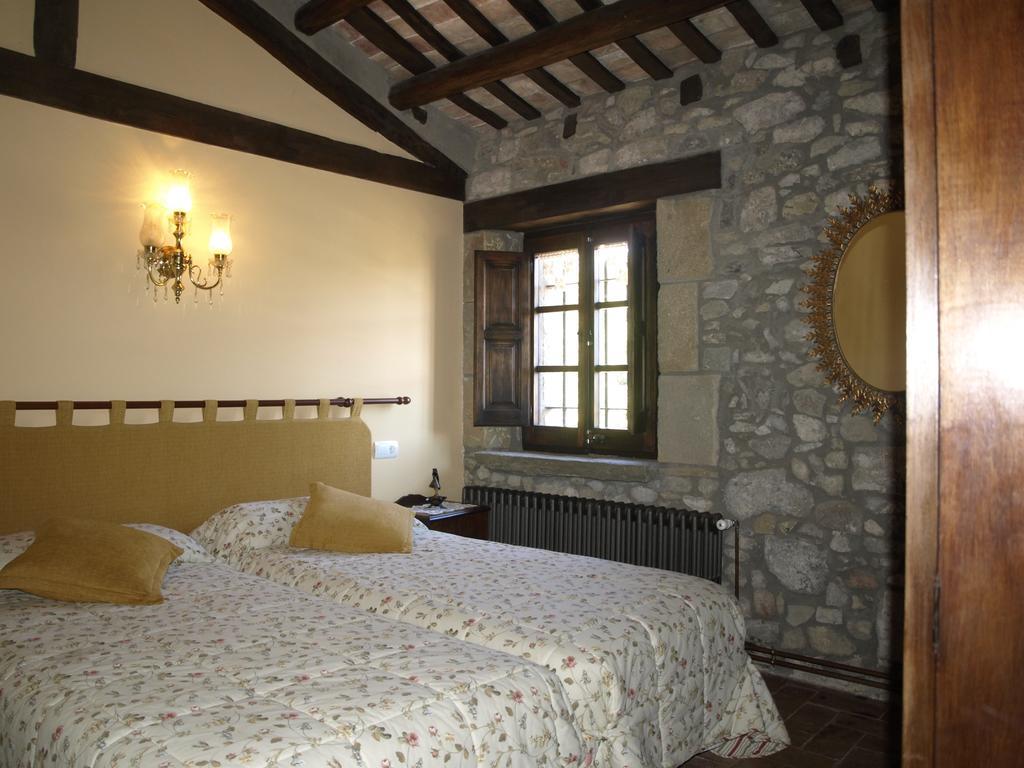 Castell De Llaes Villa Buitenkant foto